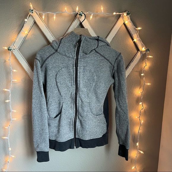 Lululemon Athletica Women's 6 Scuba Hoodie - Picture 1 of 10